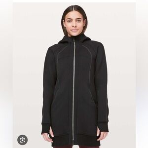 Lululemon long for it zip up jacket black size 6 hood spacer fabric